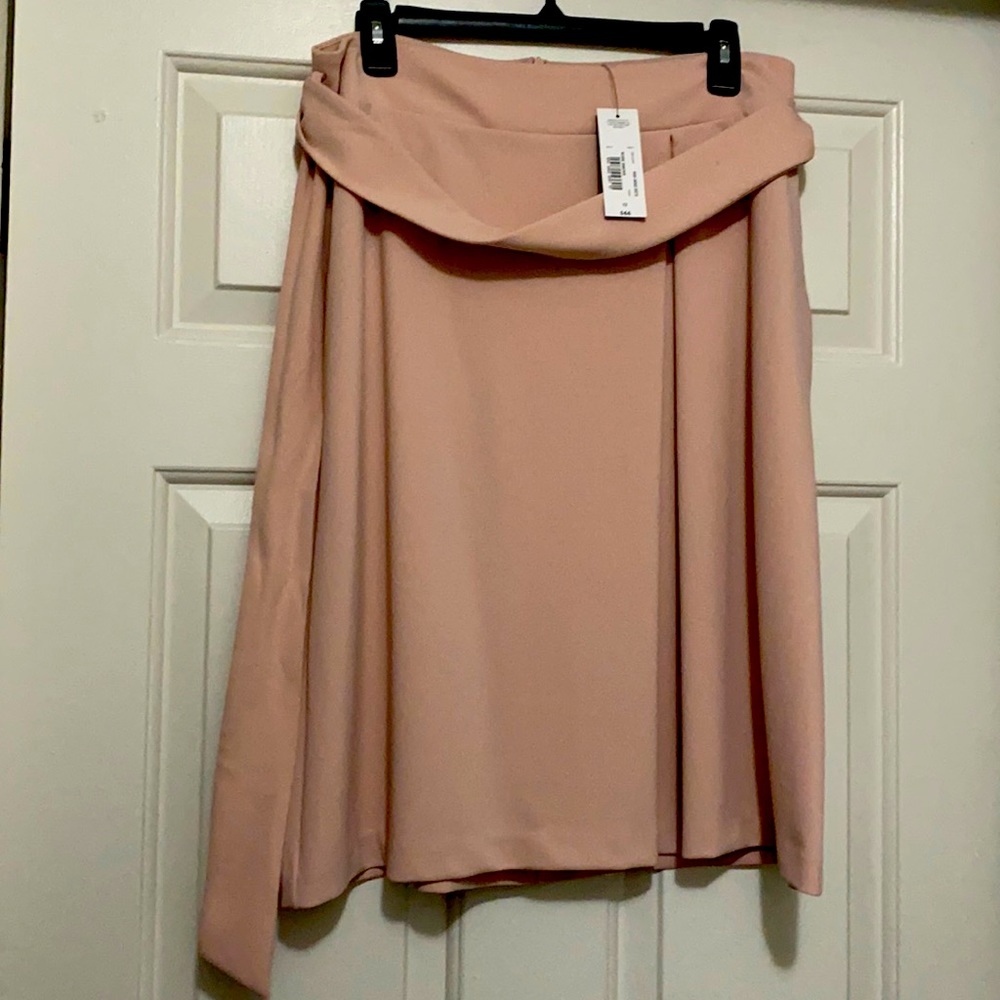 JcPenny’s Worthington Pink Skirt Brand New